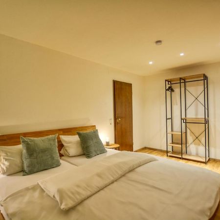 Ferienwohnung Herds Eintracht บาเดน-บาเดน ภายนอก รูปภาพ