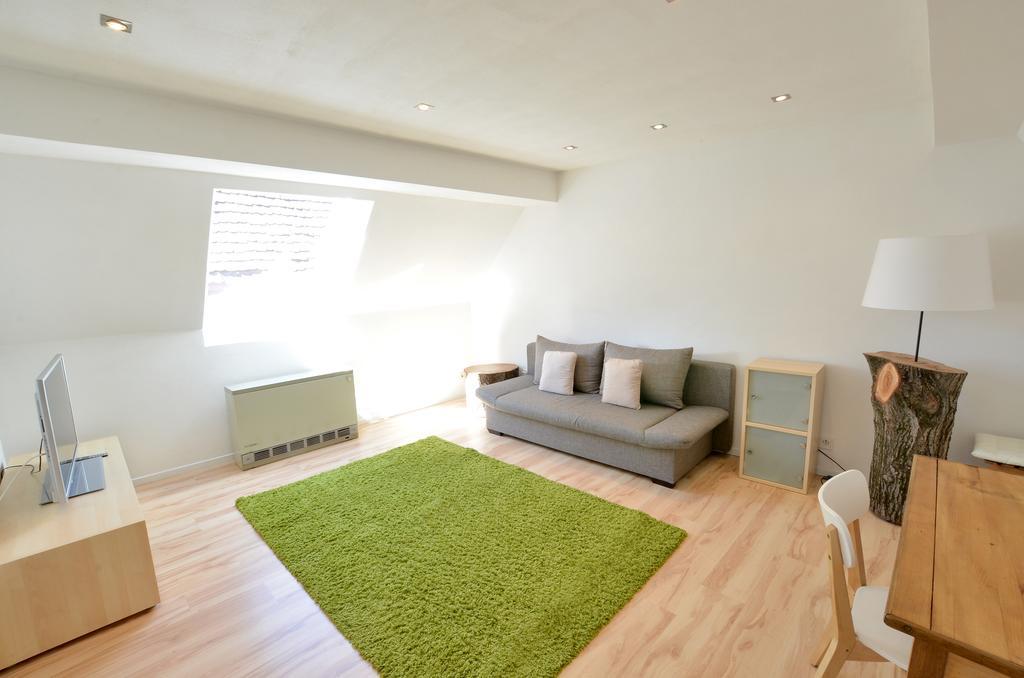 Ferienwohnung Herds Eintracht บาเดน-บาเดน ภายนอก รูปภาพ